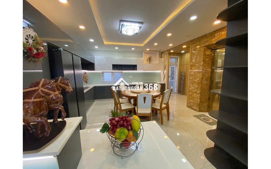 NHANH TAY SỞ HỮU BIỆT THỰ SIÊU ĐẸP–LONG LANH TRÊN ĐƯỜNG THĂNG LONG-DT KHỦNG 150M
